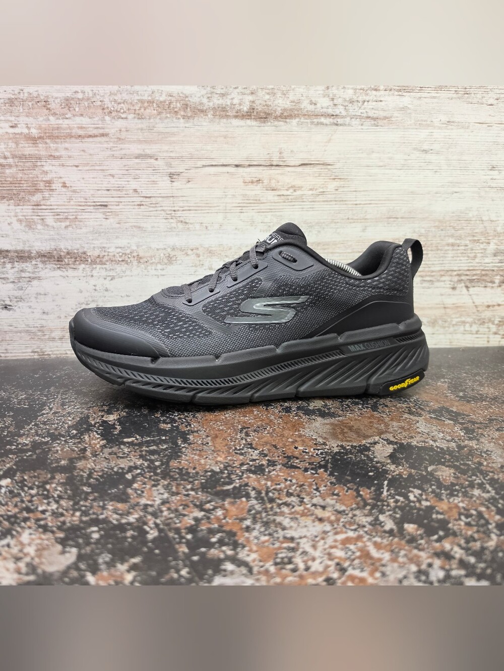 Skechers Max Cushioning Premier 2.0 Vantage Running Shoes Sz 10 Used 220840 BKCC